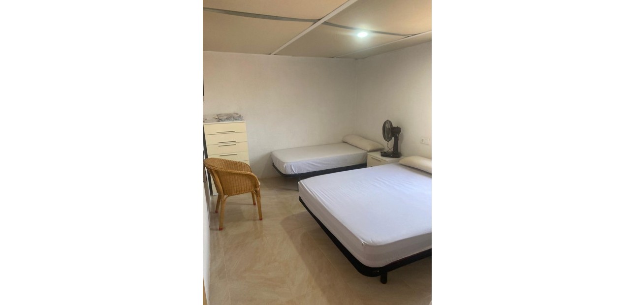 Herverkoop - Country House -
Guardamar del Segura - Pueblo