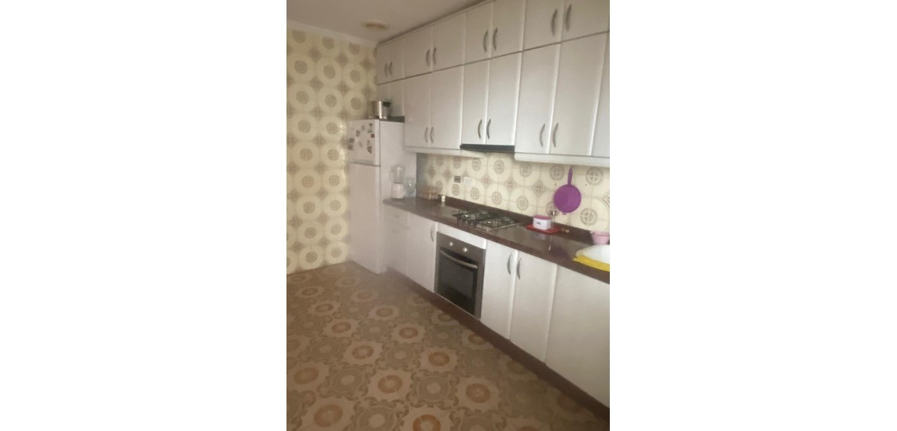 Herverkoop - Country House -
Guardamar del Segura - Pueblo