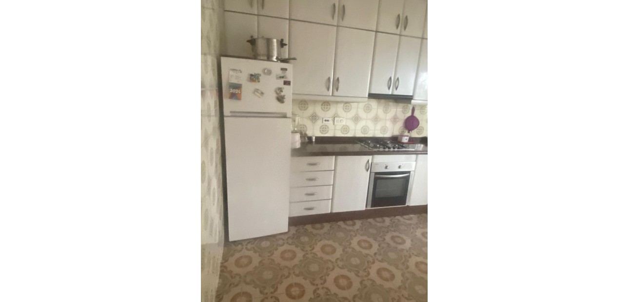 Herverkoop - Country House -
Guardamar del Segura - Pueblo