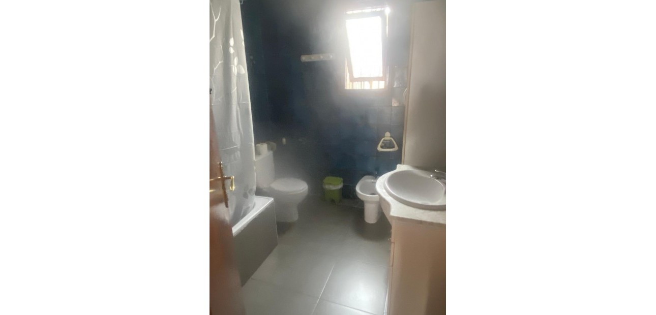 Herverkoop - Country House -
Guardamar del Segura - Pueblo