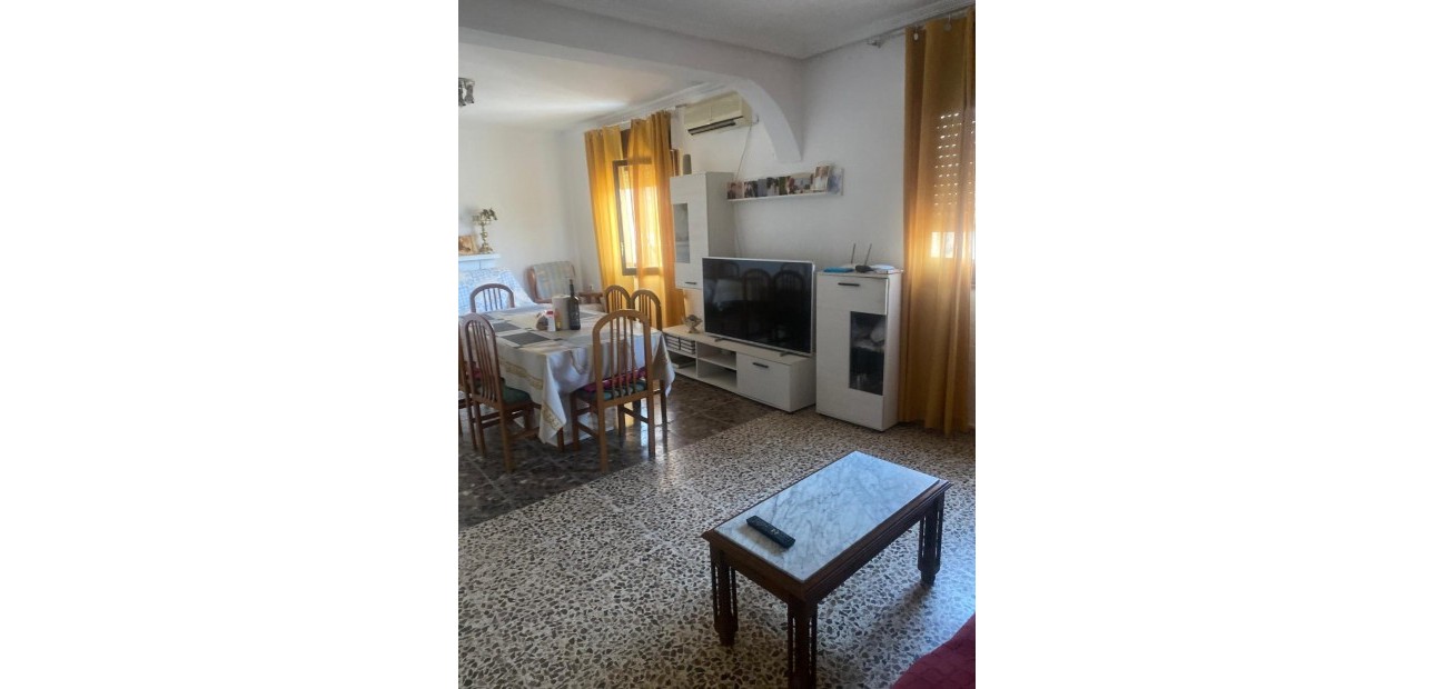 Herverkoop - Country House -
Guardamar del Segura - Pueblo