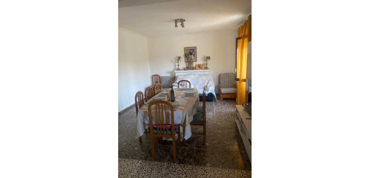 Herverkoop - Country House -
Guardamar del Segura - Pueblo