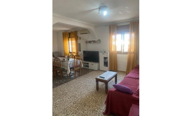 Herverkoop - Country House -
Guardamar del Segura - Pueblo