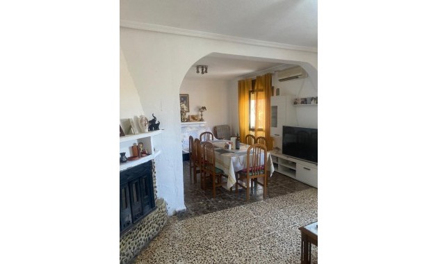 Herverkoop - Country House -
Guardamar del Segura - Pueblo