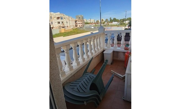 Sale - Apartment / flat -
Torrevieja - Playa de los locos