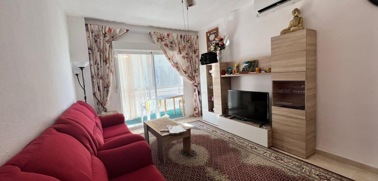 Herverkoop - Appartement / flat -
Torrevieja - Estacion de autobuses