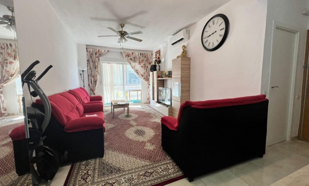 Herverkoop - Appartement / flat -
Torrevieja - Estacion de autobuses