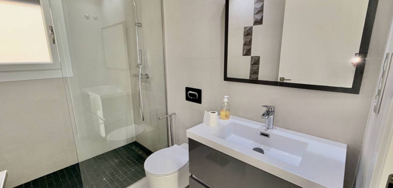 Herverkoop - Villa -
Ciudad Quesada - Rojales