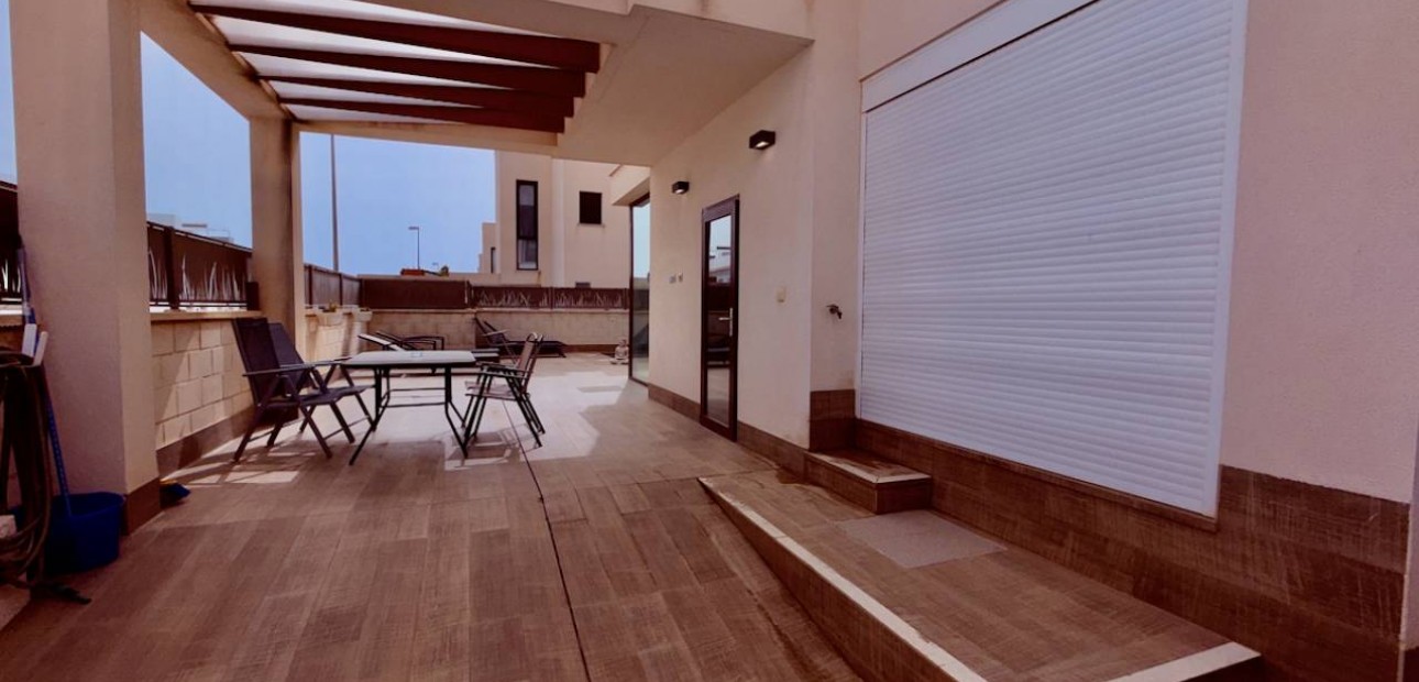 Herverkoop - Villa -
Ciudad Quesada - Rojales