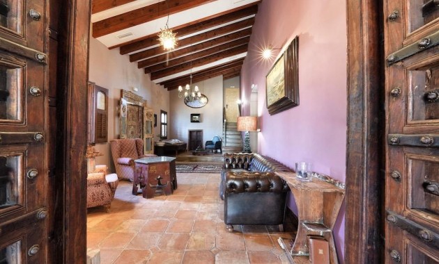 Herverkoop - Country House -
Orihuela - Torremendo