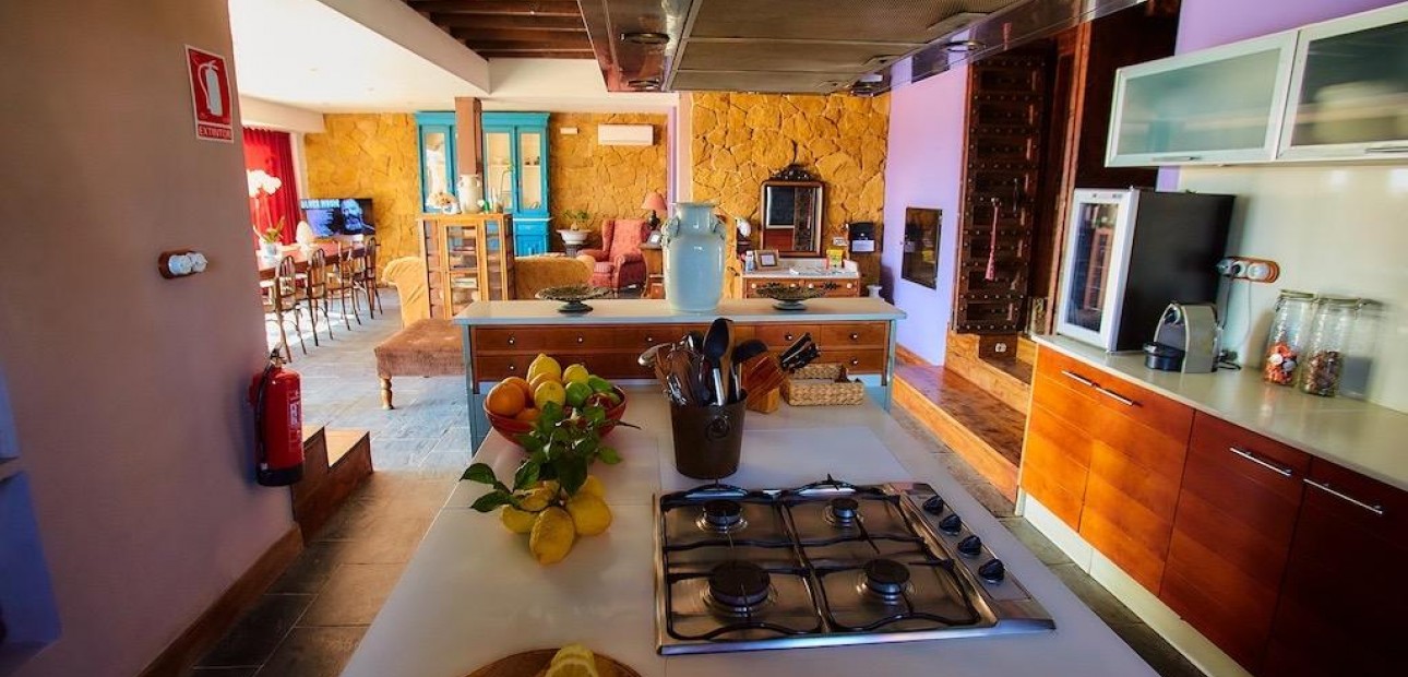 Herverkoop - Country House -
Orihuela - Torremendo