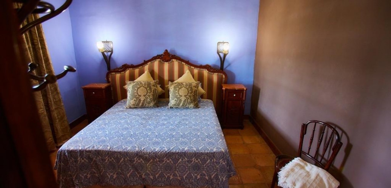 Herverkoop - Country House -
Orihuela - Torremendo