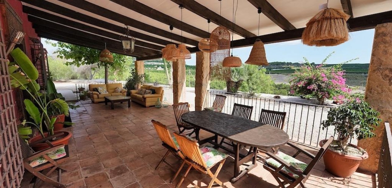 Herverkoop - Country House -
Orihuela - Torremendo