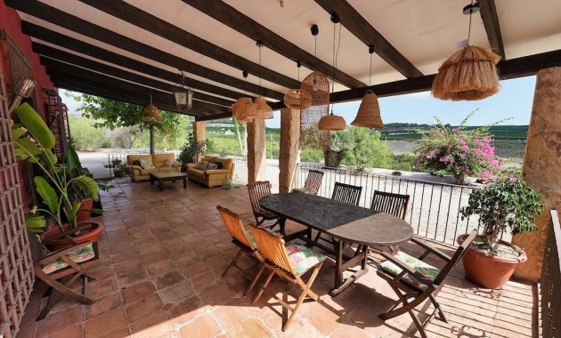 Herverkoop - Country House -
Orihuela - Torremendo