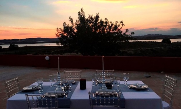 Herverkoop - Country House -
Orihuela - Torremendo