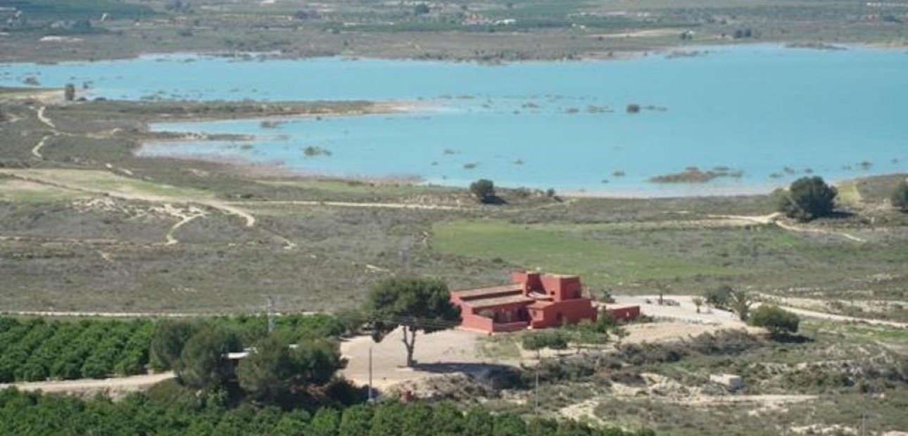 Herverkoop - Country House -
Orihuela - Torremendo