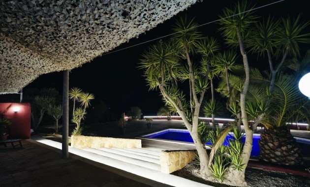 Herverkoop - Country House -
Orihuela - Torremendo