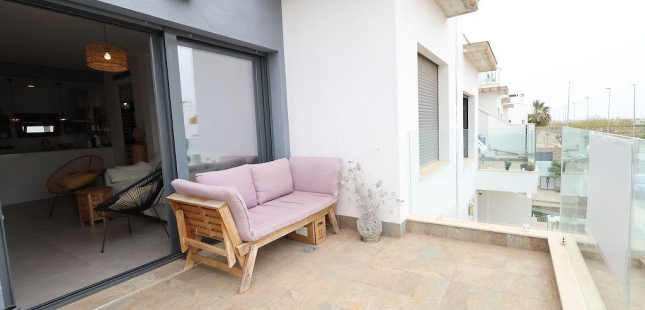 Herverkoop - Bungalow -
Pilar de la Horadada - Zona Pueblo