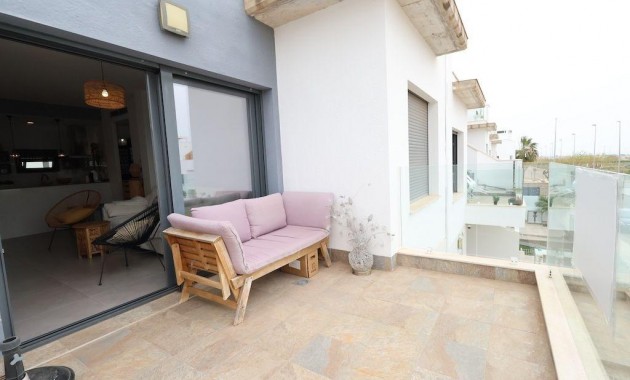 Herverkoop - Bungalow -
Pilar de la Horadada - Zona Pueblo