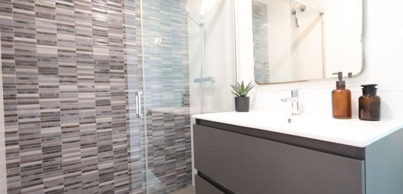 Herverkoop - Bungalow -
Pilar de la Horadada - Zona Pueblo