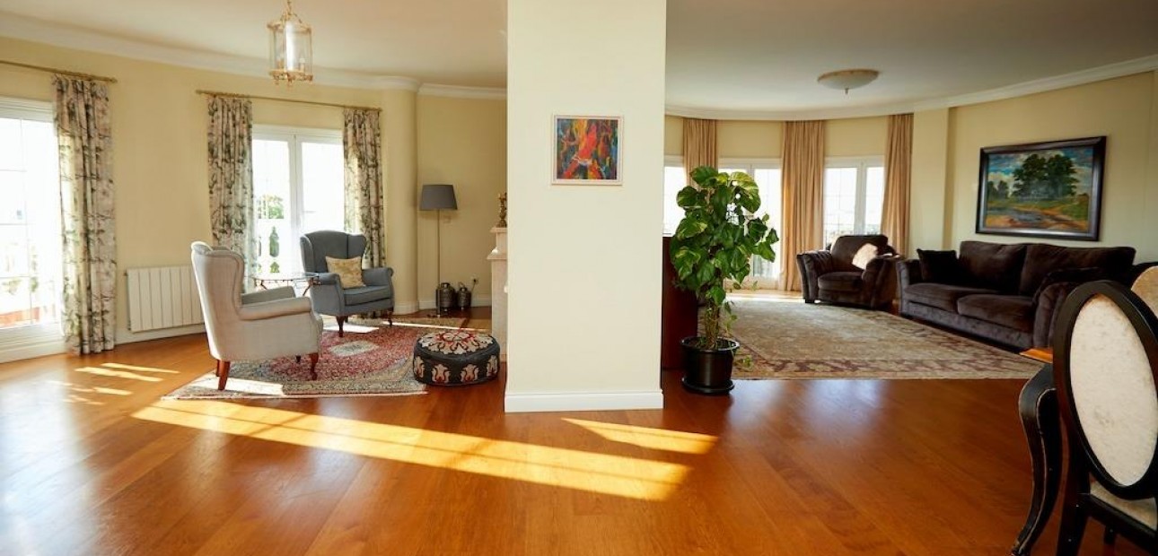 Herverkoop - Villa -
Rojales - Centro de la Ciudad Quesada