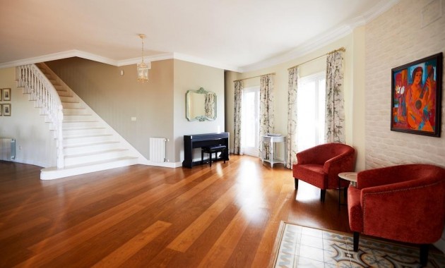 Herverkoop - Villa -
Rojales - Centro de la Ciudad Quesada