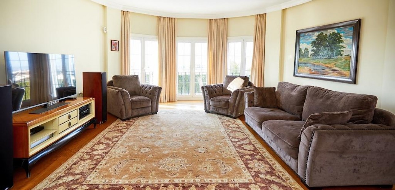 Herverkoop - Villa -
Rojales - Centro de la Ciudad Quesada