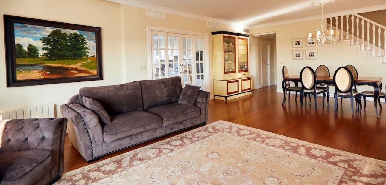 Herverkoop - Villa -
Rojales - Centro de la Ciudad Quesada