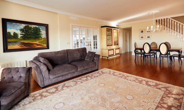 Herverkoop - Villa -
Rojales - Centro de la Ciudad Quesada