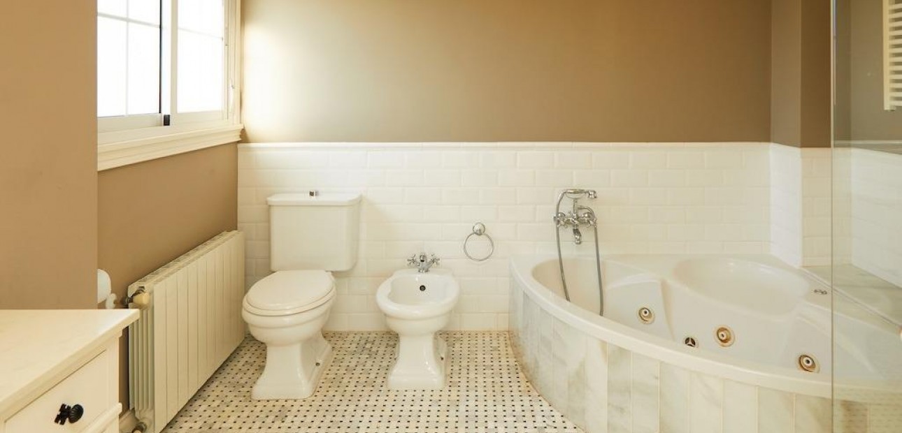 Herverkoop - Villa -
Rojales - Centro de la Ciudad Quesada