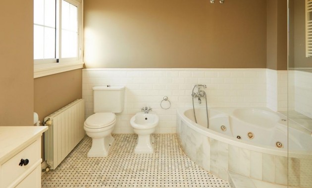 Herverkoop - Villa -
Rojales - Centro de la Ciudad Quesada