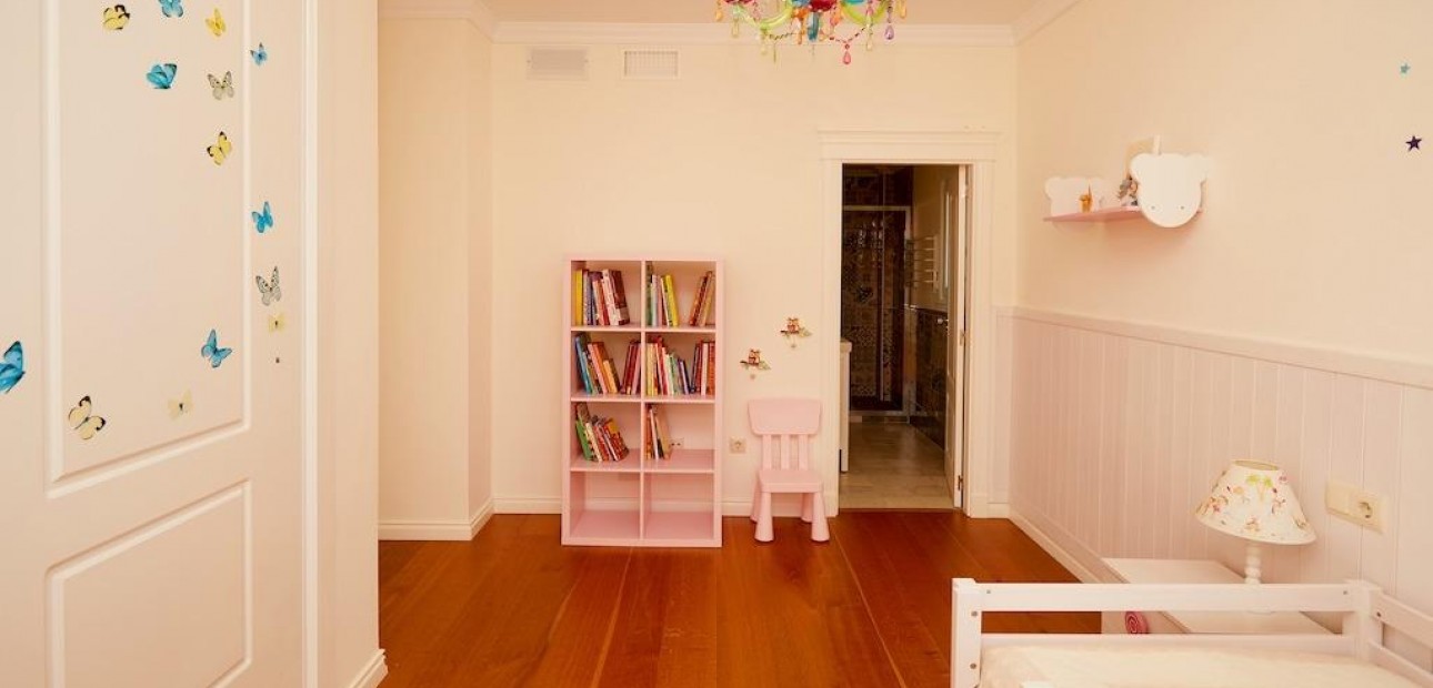 Herverkoop - Villa -
Rojales - Centro de la Ciudad Quesada