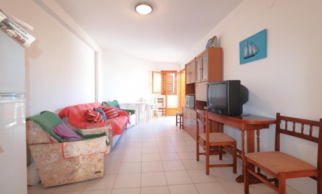 Venta - Apartamento / piso -
Torrevieja - La veleta