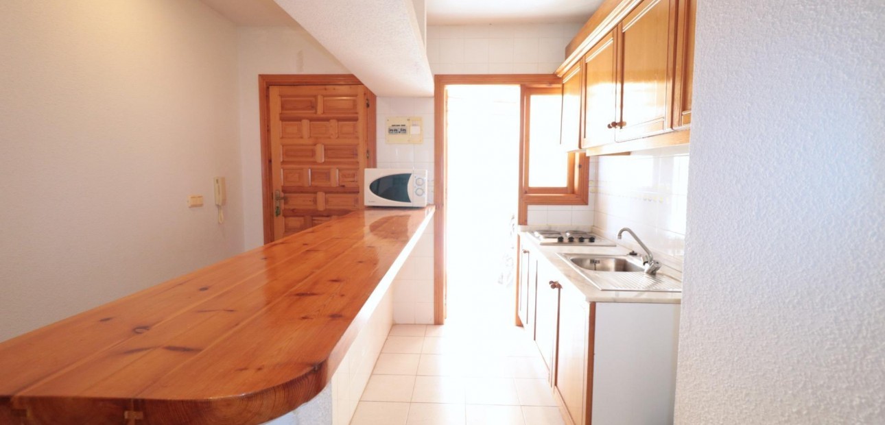 Venta - Apartamento / piso -
Torrevieja - La veleta