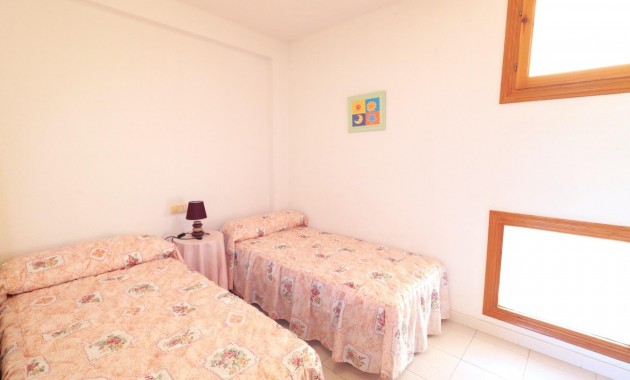 Venta - Apartamento / piso -
Torrevieja - La veleta