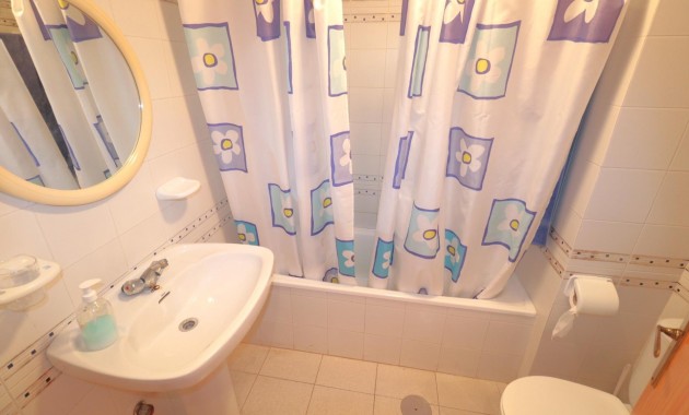 Venta - Apartamento / piso -
Torrevieja - La veleta