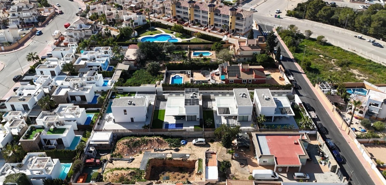 Herverkoop - Perceel / Grond -
Orihuela Costa - Lomas de Cabo Roig