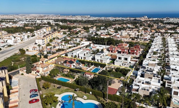 Herverkoop - Perceel / Grond -
Orihuela Costa - Lomas de Cabo Roig