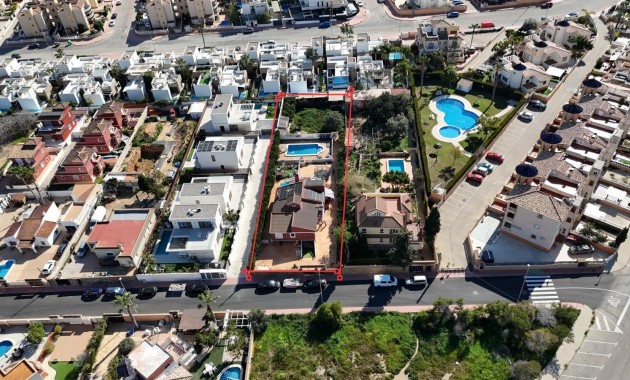 Herverkoop - Perceel / Grond -
Orihuela Costa - Lomas de Cabo Roig