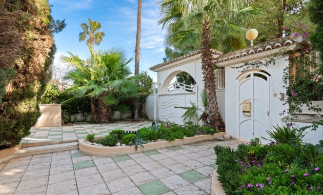 Herverkoop - Villa -
Rojales - Centro de la Ciudad Quesada