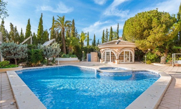 Herverkoop - Villa -
Rojales - Centro de la Ciudad Quesada