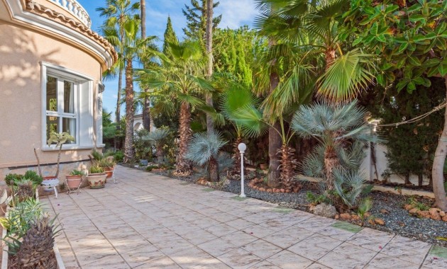 Herverkoop - Villa -
Rojales - Centro de la Ciudad Quesada