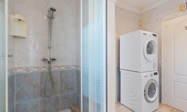 Herverkoop - Villa -
Rojales - Centro de la Ciudad Quesada