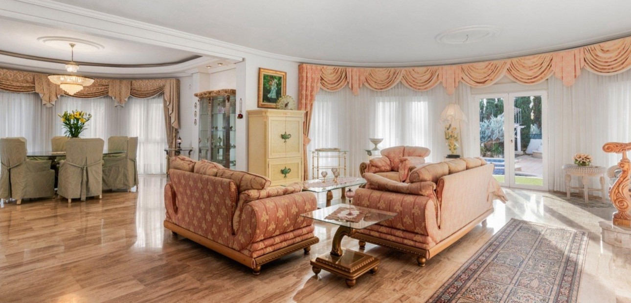 Herverkoop - Villa -
Rojales - Centro de la Ciudad Quesada