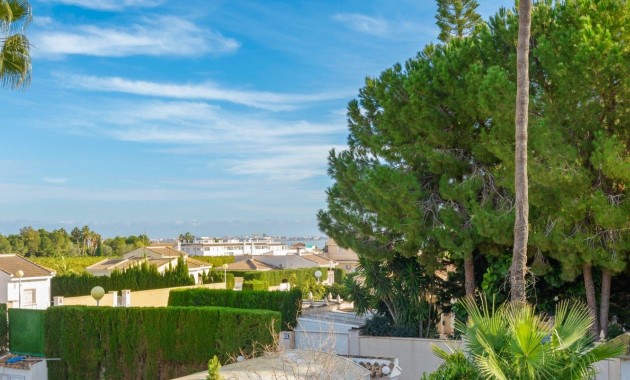 Herverkoop - Villa -
Rojales - Centro de la Ciudad Quesada