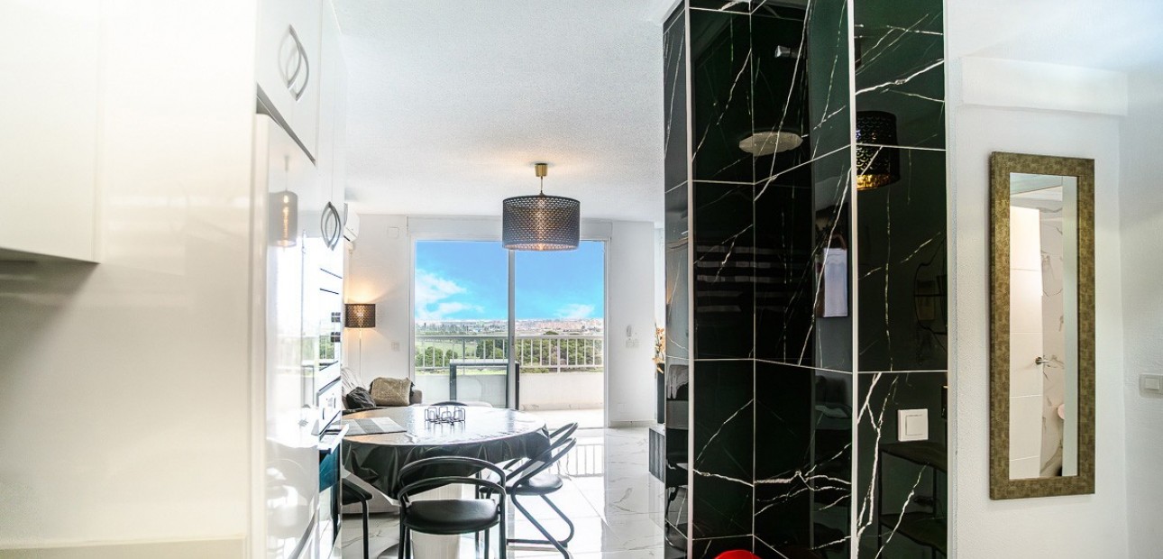 Herverkoop - Appartement / flat -
Torrevieja - Punta Prima