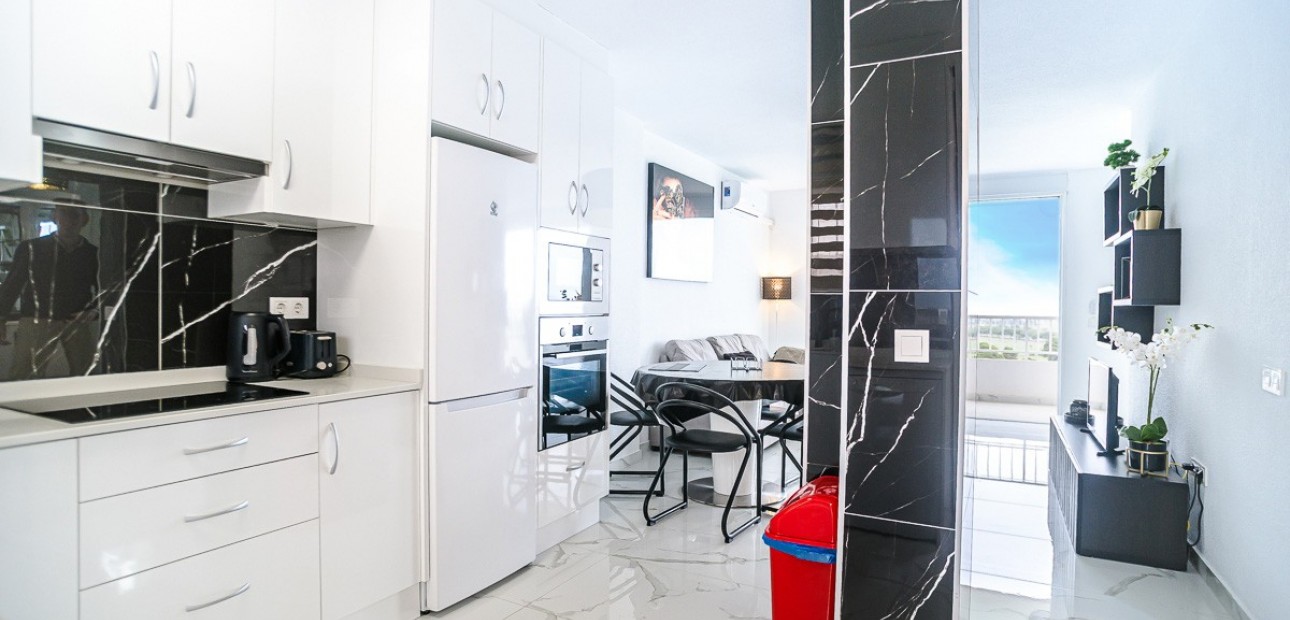 Herverkoop - Appartement / flat -
Torrevieja - Punta Prima