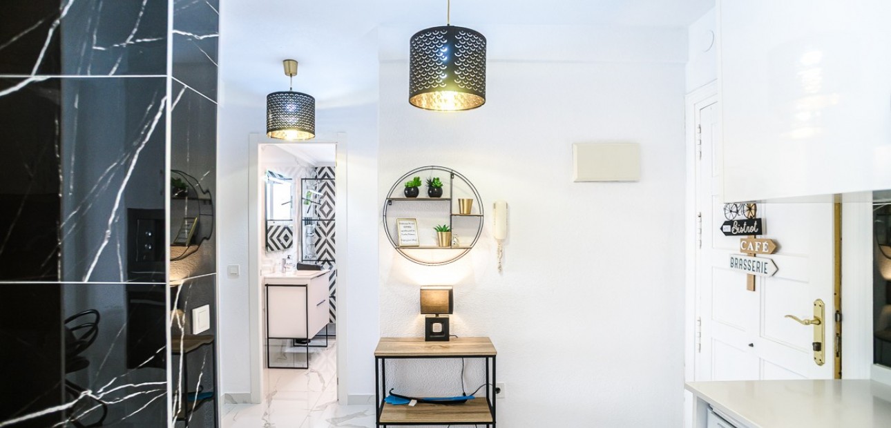 Herverkoop - Appartement / flat -
Torrevieja - Punta Prima