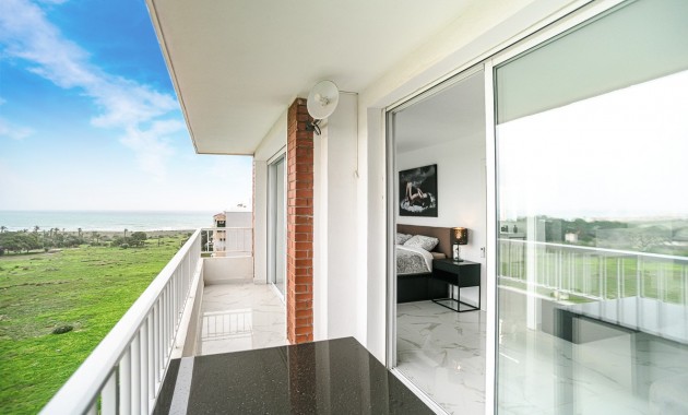 Herverkoop - Appartement / flat -
Torrevieja - Punta Prima