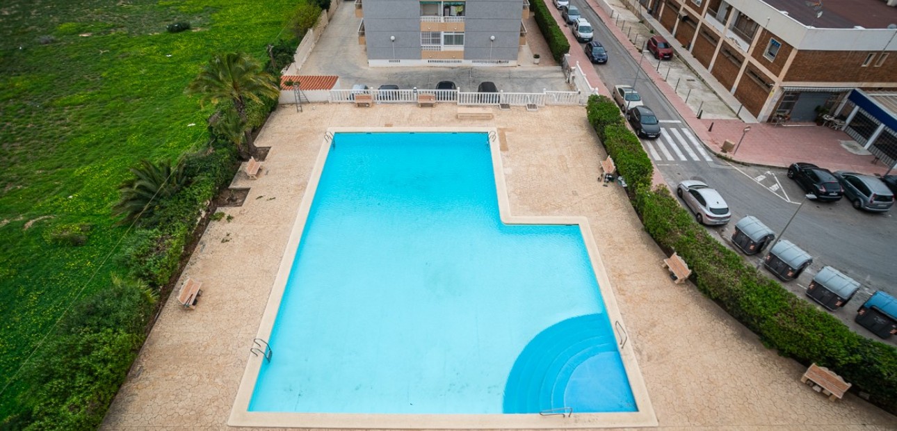 Herverkoop - Appartement / flat -
Torrevieja - Punta Prima